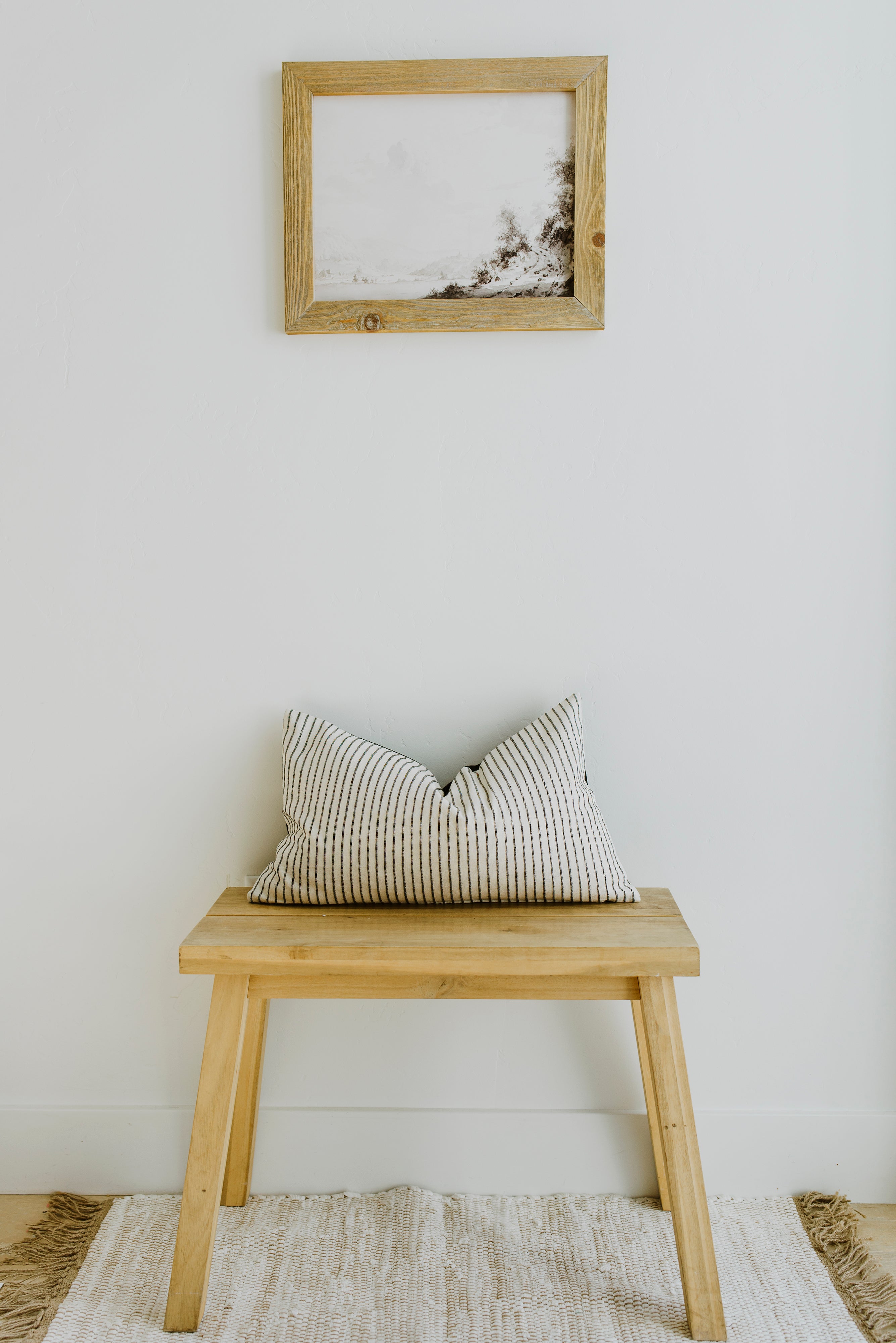Wren Lumbar Pillow Cover