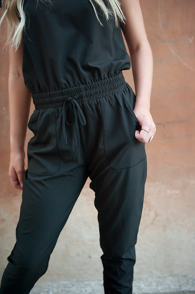 (PRE-ORDER 2 WEEKS) FLORA JUMPSUIT 3 COLORS