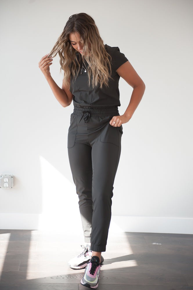 (PRE-ORDER 2 WEEKS) FLORA JUMPSUIT 3 COLORS