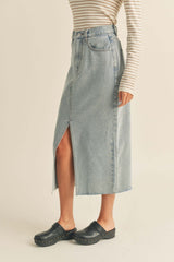 (PRE-ORDER 1-2 WEEKS) KYLA FRONT SLIT DENIM SKIRT