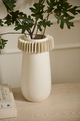 UMA Ceramic Vase – Sculptural Decorative Vase with Textured Rim