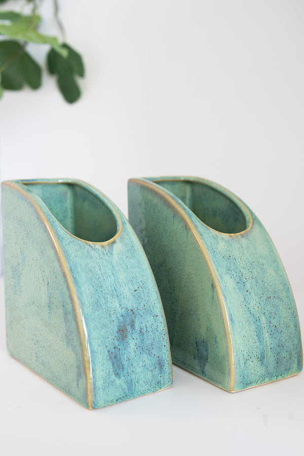 ISLE BOOKENDS SET