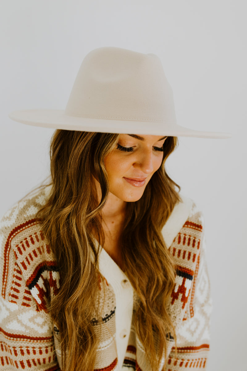 boutiques, hats, fedora hat, fedora hats for women, womens fashion, womens clothing, boutique near me, clothing stores near me, best online clothing stores for women, women's clothing stores near me, boutique clothing, boutique stores near me, boutique, trendy hats, boutique hats, women's clothing online