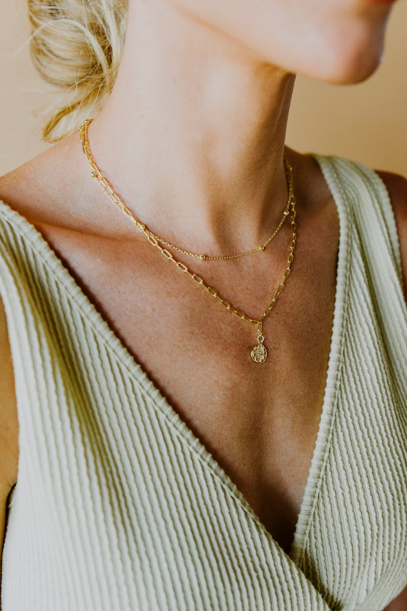 Dainty Paper Clip & Starburst Pendant Necklace