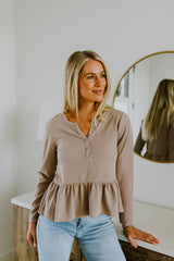 boutiques near me, tops, cute tops, womens fashion, womens clothing, long sleeve shirts women, clothing stores near me, boutique near me, boutique, online boutique, best online clothing stores for women, women's clothing stores near me, cute tops