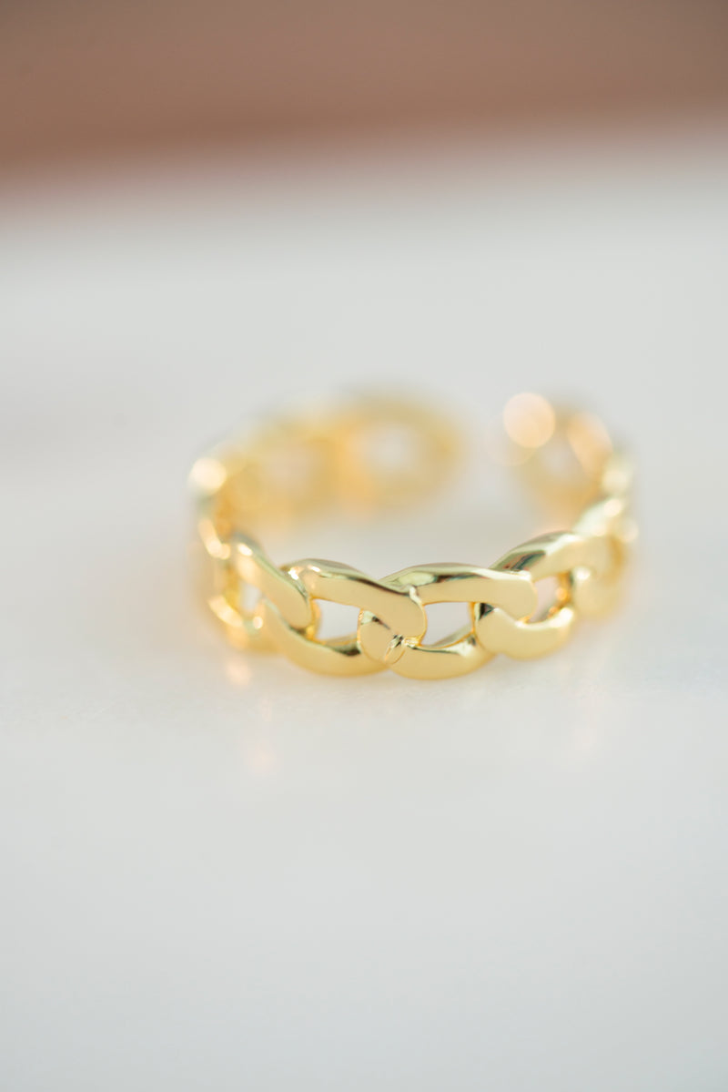 Gold Curb Chain Ring