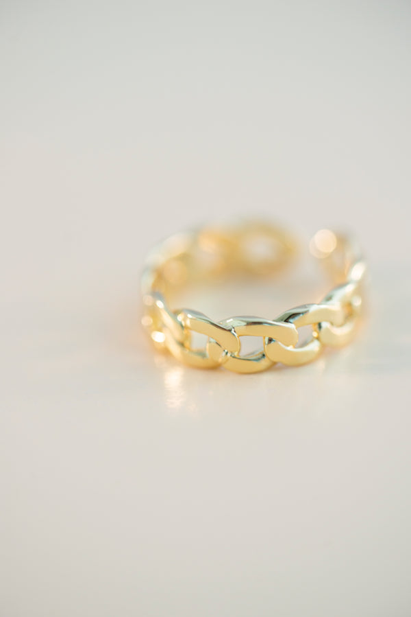 Gold Curb Chain Ring