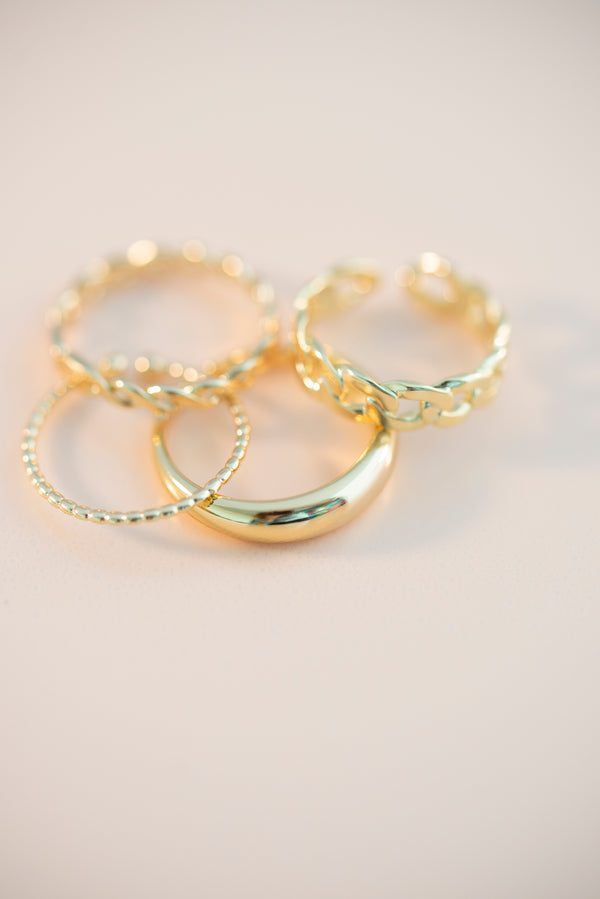 Gold Curb Chain Ring