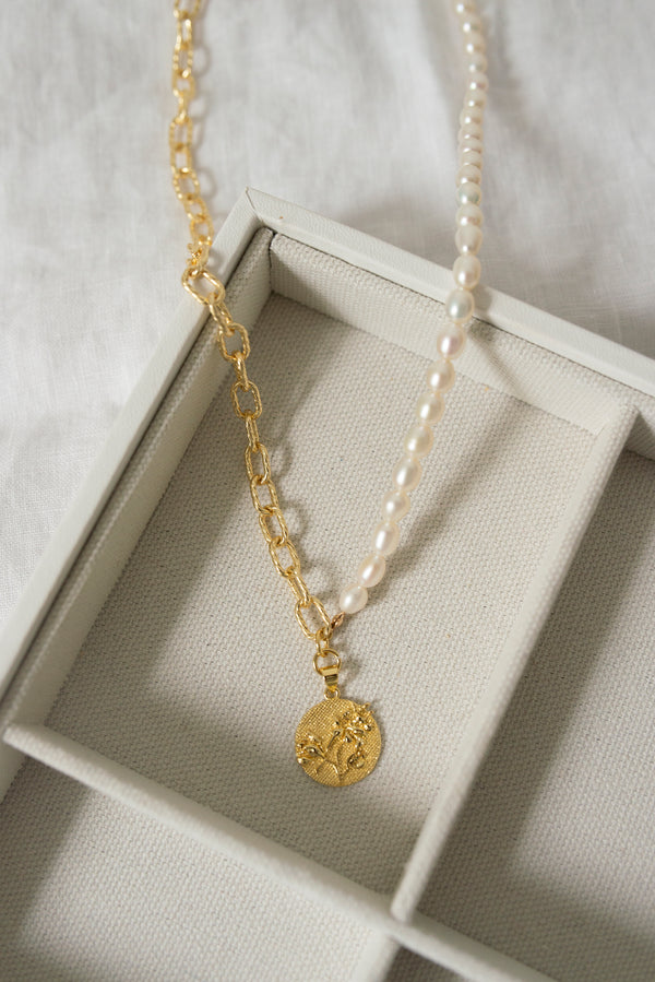Rae Necklace