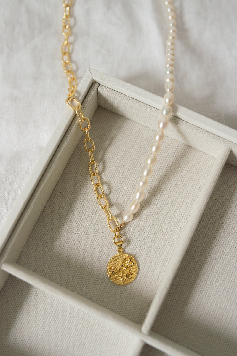 Rae Necklace