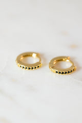 Rey Huggie Hoop Earrings