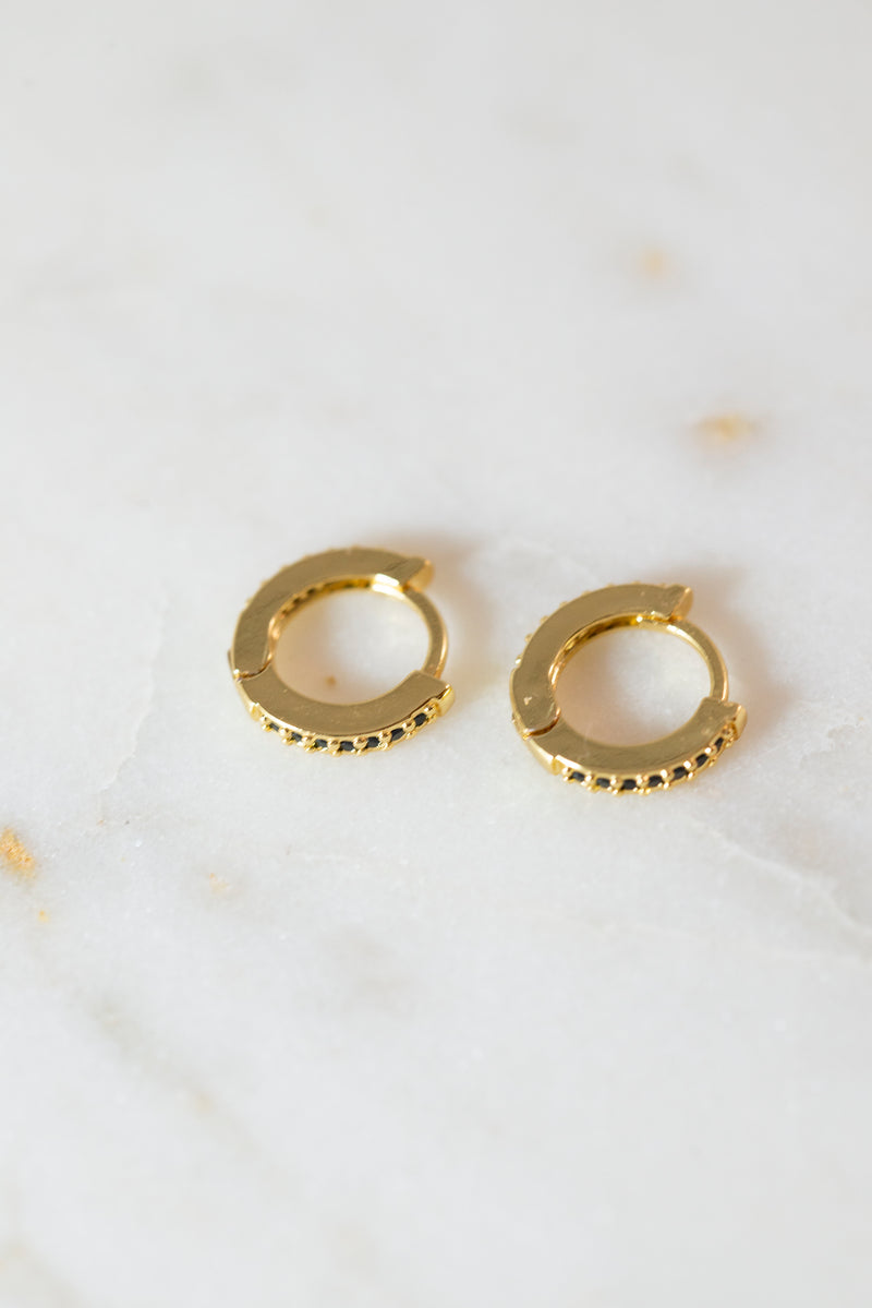 Rey Huggie Hoop Earrings