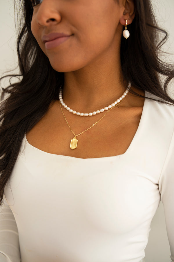 Classic White Freshwater Pearl Choker Necklace