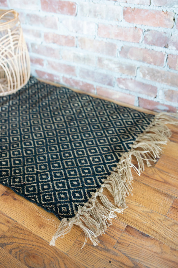 2x3 Hand Woven Junie Rug Black